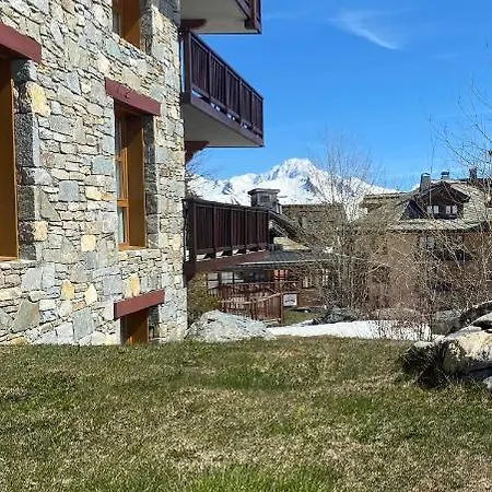 Bel Des Arcs 1950 Ski/piscine Apartment *